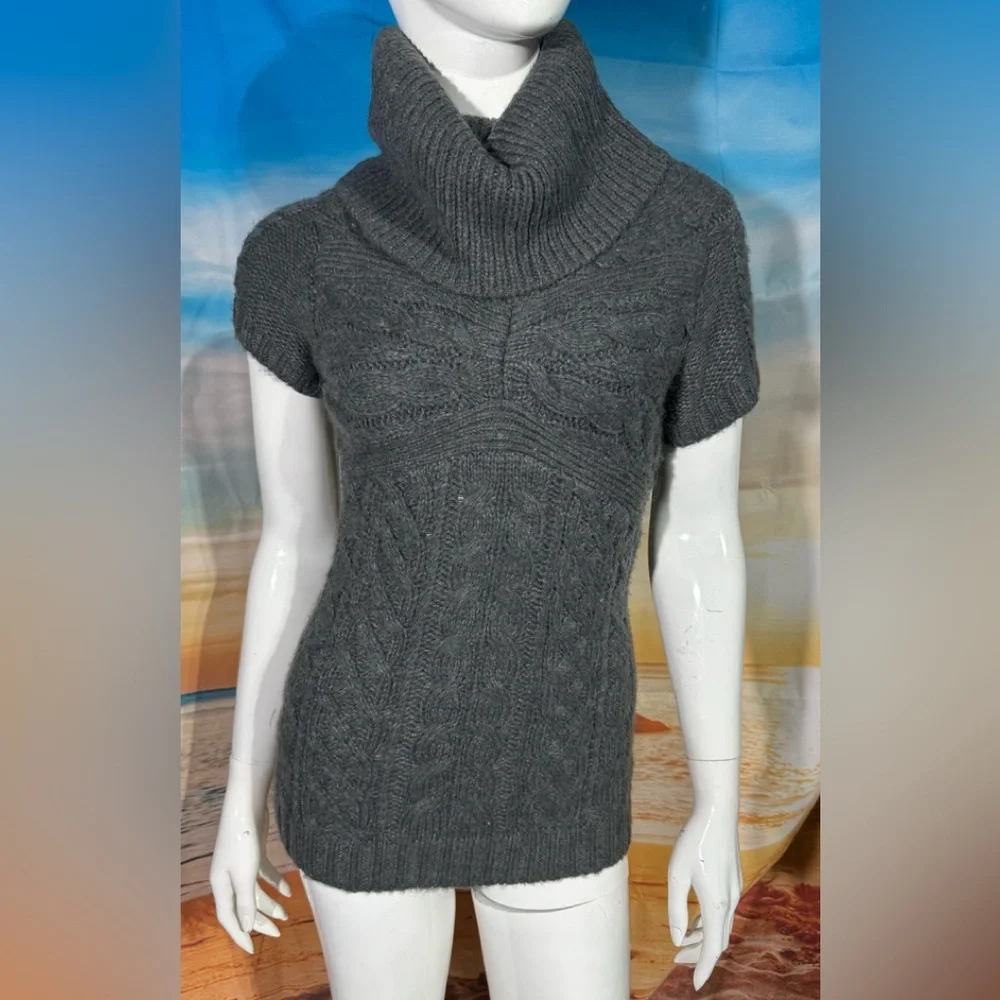 BCBGMAXAZRIA cable knit wool blend sweater